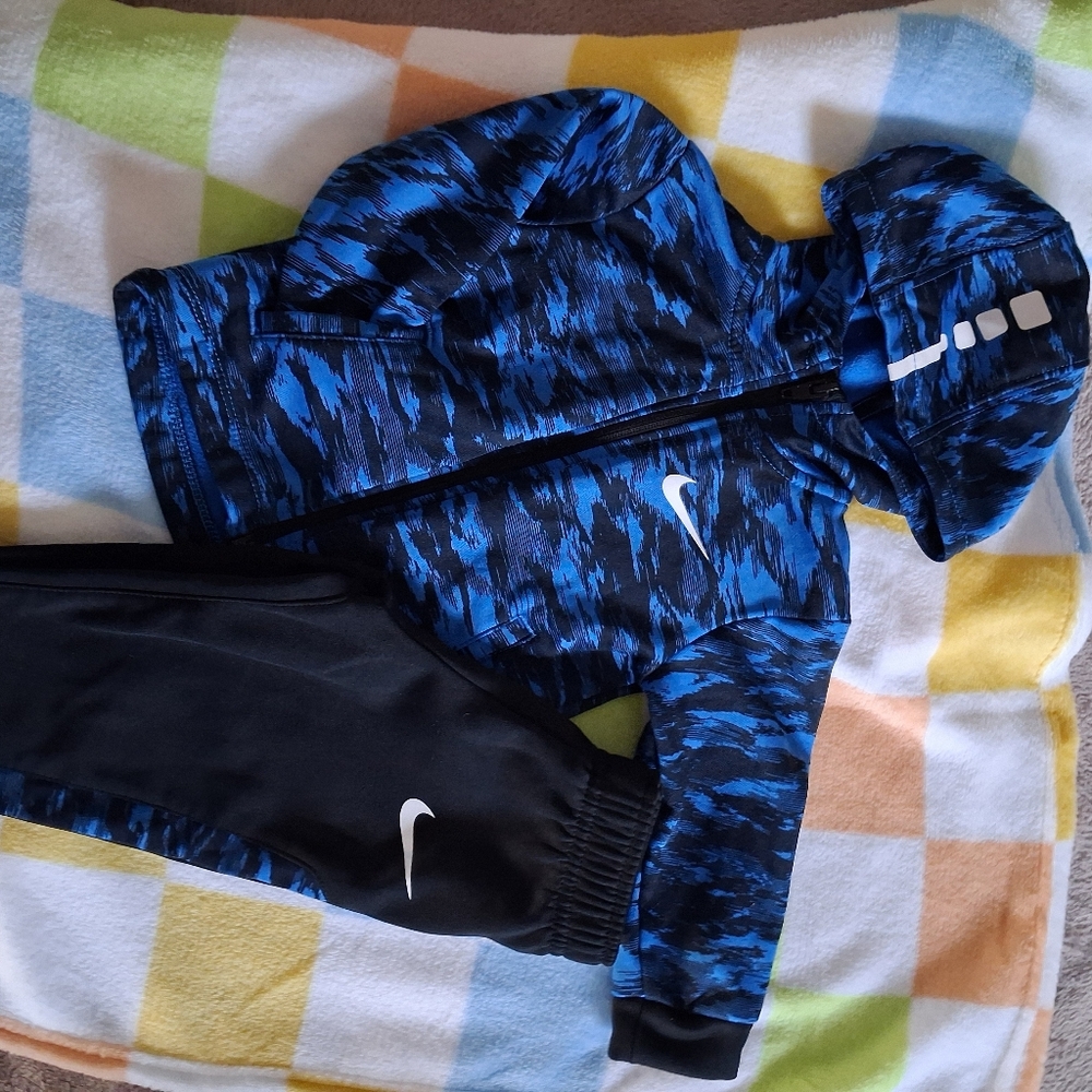 Nike ELITE Kids 2 Piece Sweatsuit Size 12 Months Blue/Black - Picture 15 of 15